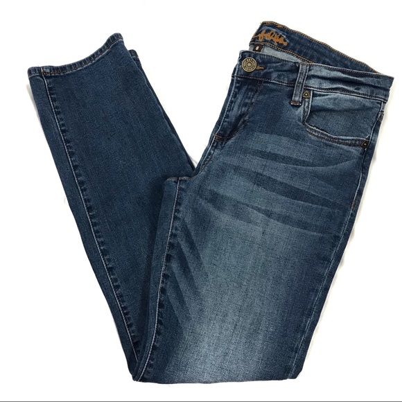 Kut from the Kloth Denim - Kut from the Kloth Blue Wash Slim Straight Jeans